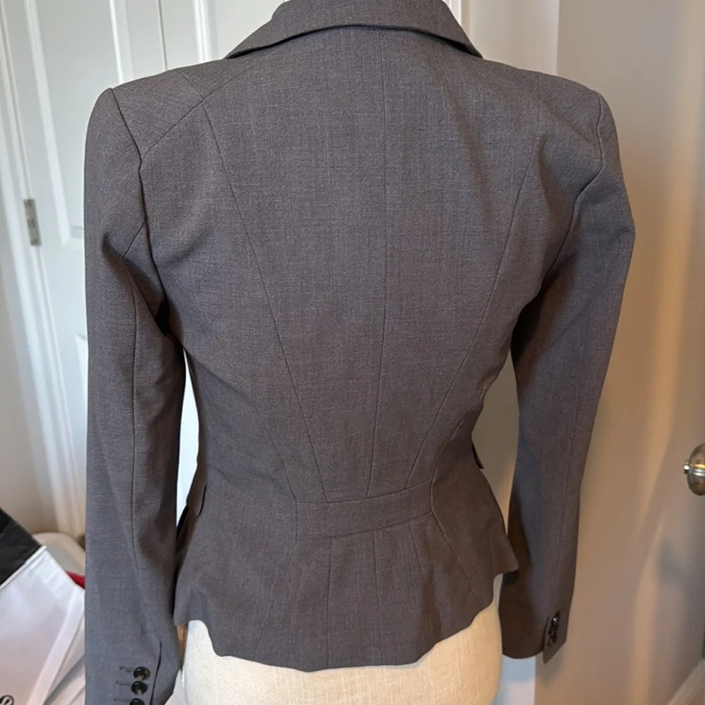 HM gray blazer - Picture 3 of 4